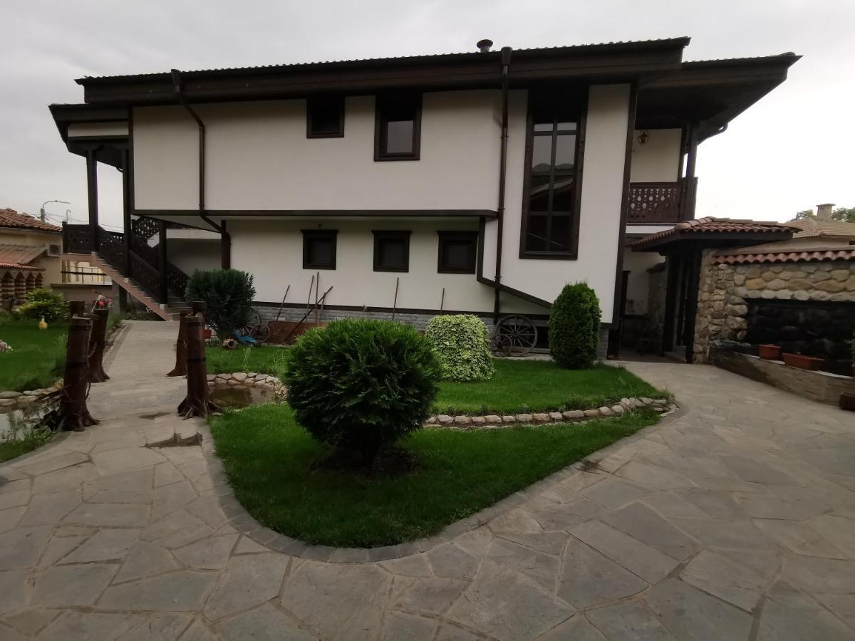 Възрожденски Комплекс Чардакъ Сопот Exterior photo
