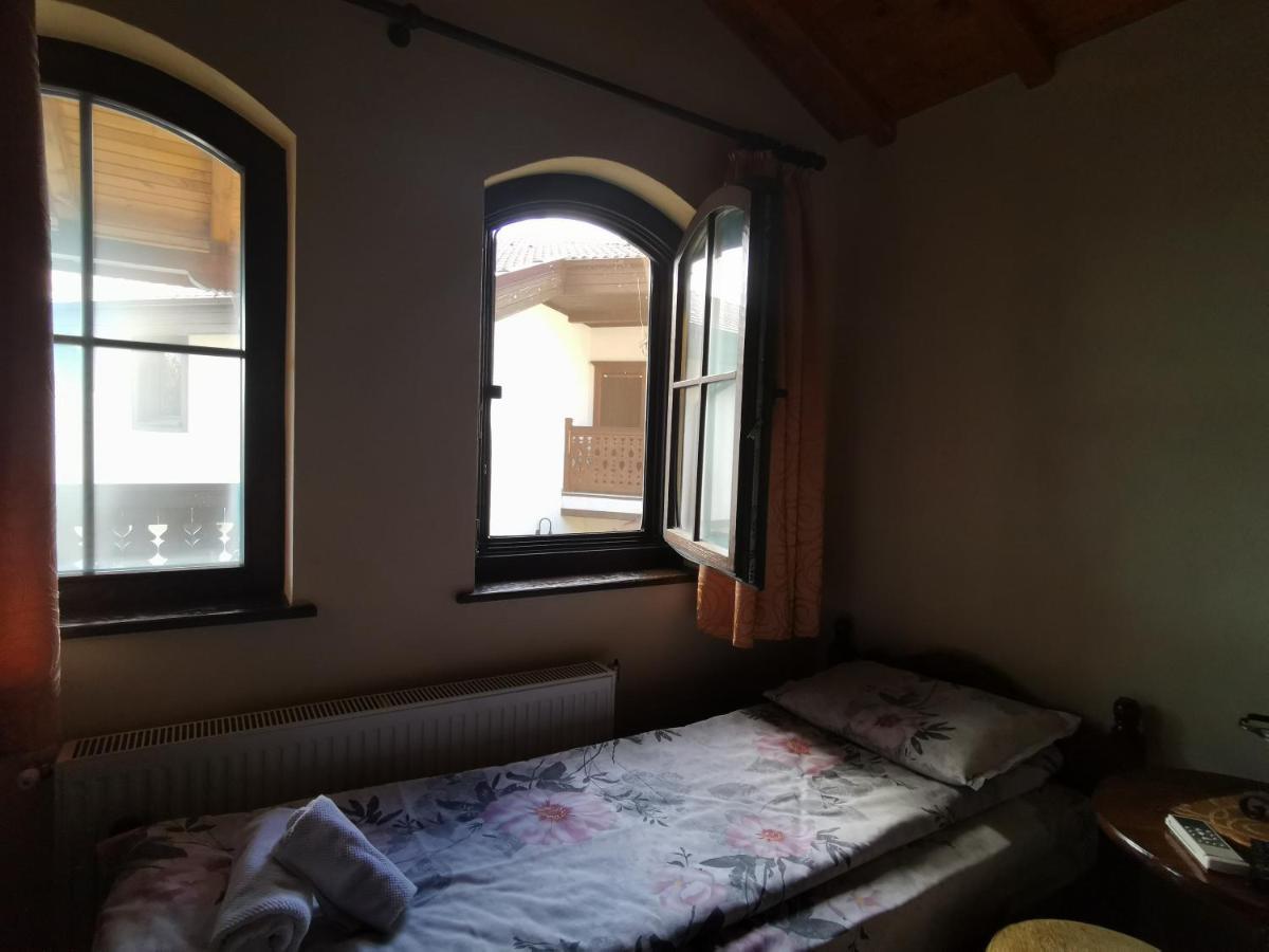 Възрожденски Комплекс Чардакъ Сопот Exterior photo